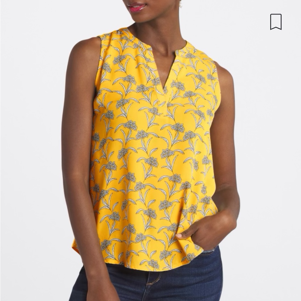 Yellow Printed Sleeveless Blouse (Size Large)
